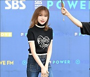 [MD포토] 조유리, '컬투쇼 생방송 잘할게요~'