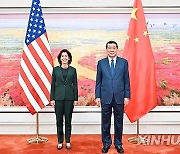 CHINA-BEIJING-HE LIFENG-U.S. COMMERCE SECRETARY-MEETING (CN)