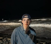 EXO 수호, ‘힙하게’ 뽐낸 캐주얼 패션 ‘심쿵’ 비주얼 자랑