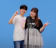 AKMU ‘킬링 보이스’ 찢었다…고막 녹이는 남매 하모니