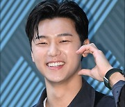 [MD포토] 강민혁, '해맑은 미소'