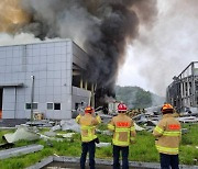 영월 화장품공장 화재 3시간 만에 진화…인명피해 없어(종합)