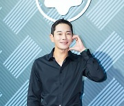 온주완,'훈훈한 볼하트' [사진]