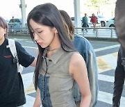 [Ms포토] '조심스레 길 건너는 트와이스 미나'