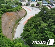 "동식물 서식지 확보" 장수 밀목재, 백두대간 생태축 복원