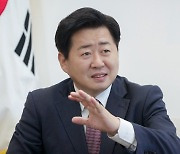 [인터뷰] 오영훈 지사 "제주 탈플라스틱 정책, 세계의 모범사례로"