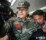 군 검찰 “해병대 전 수사단장, 다시 수사 지연시키면 법적 조치”