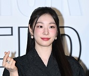 김연아, 여왕의 하트 [포토엔HD]