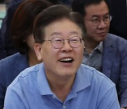 이재명의 단식에 ‘철회 조건은 없다’는 민주당 의원들 “尹 정권 향한 경고 메시지”