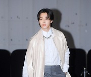 [TD포토] BTS 지민 '걷기만해도 화보'