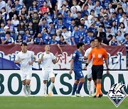 '일류첸코 결승골' 서울, 수원에 1-0…김진규 감독대행 첫 승