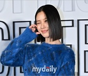 [MD포토] 고민시 '윙크+하트 콤보'