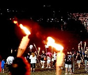 보령 '무창포 신비의 바닷길 축제' 횃불 체험