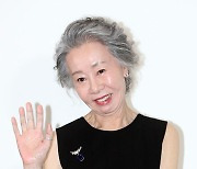 [E포토] 윤여정, '여유 넘치는 아름다운 미소'