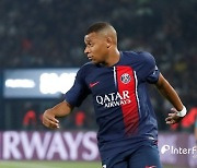 [리그앙 리뷰] '이강인 부상 결장' PSG, 전반전 골잔치→리옹 4-1 격파...'음바페 멀티골'