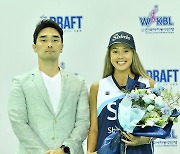 [JB포토] WKBL 드래프트, 신한은행 2라운드 2순위 케이티 티머멘 지명