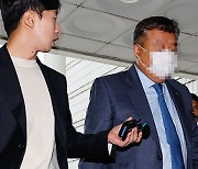 배상윤 ‘황제 도피’ 조력 임직원 징역 1년…“도피에 핵심적 역할”