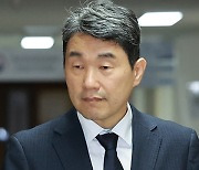 이주호 “추모제 참석 교사 징계 없을 것”