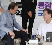 "단식, 정치 불신 높인다"던 이해찬, 이재명에겐 "큰 결단"