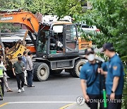 서울시, 위안부 ‘기억의터’ 내 임옥상 작가 조형물 철거 나서…추진위는 반대