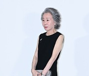 윤여정, 고급스러운 기품 [포토엔HD]