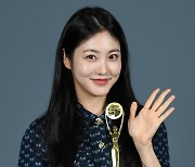 [단독③] 신예은 "'더 글로리' 악역에 칭찬..너무 어색해 회피" (청룡시리즈어워즈)