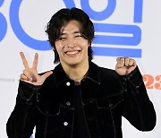 [포토] 강하늘, 손으로 표현한 '30일'