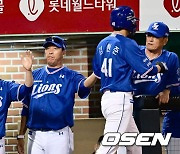 어제 4타수 무안타 고개 떨궜던 구자욱이 다 했다! 삼성, 롯데에 7-2 승...나균안 7승 불발 [울산 리뷰]