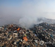 MIDEAST PALESTINIANS GAZA FIRE