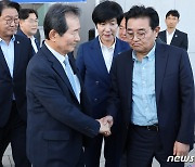 이재명 대표 찾은 정세균 전 총리와 전병헌 전 정무수석