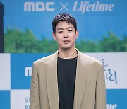 이상윤 "'뭐라도 남기리' 김남길, 생각보다 '헐랭이'"