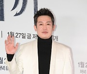 '오징어게임 덕수' 허성태, 이번엔 경찰 맡는다…'정보원' 주인공 확정