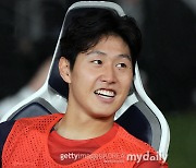 [오피셜] 이강인, PSG UCL 스쿼드 합류...4년 만에 '꿈의 무대' 출전+'죽음의 조' 겨냥