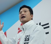 與, ‘김태우 공천’ 가닥…‘윤심’ 또 통했다?[이런정치]