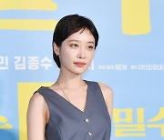 김히어라 일진설, 동창생 옹호글 등장 “노는 무리였지만 학폭 NO”