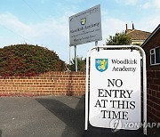 BRITAIN SCHOOLS CLOSURE