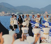 北 신형 잠수함 진수식에 리설주 대신 최선희… 왜?