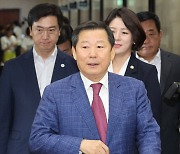 이철규 “부산저축은행 수사 무마 주범은 문재인…수사로 확인된 팩트”