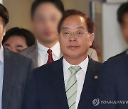 하윤수 부산교육감, 1심 벌금 700만원