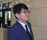 "이균용, 2020년 이전에도 비상장주식 신고 누락 사례"(종합)