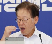 이재명의 '사적 단식'에 '개딸 팬미팅장'된 국회[국회기자 24시]