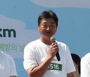 [포토]그린리본 마라톤 참가한 박명환