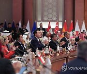 G20 정상회의 '하나의 지구' 세션 참석한 윤 대통령