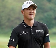 [Ms포토] 강경남 '버디 액션~'