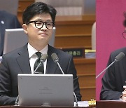 한동훈 안민석, 열띤 설전…"비열하고 쪼잔" "누굴 가르쳐"