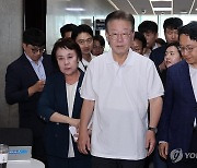 [속보] 민주 "이재명, 12일 오후 검찰 추가 출석"