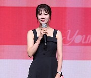 박소현, 허영지 솔로 쇼케이스 지원사격