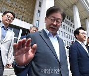 이재명 "검찰, 증거 단 한 개도 못 찾아…'대북송금 의혹' 사실 아니기 때문"