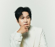 김성균 "'무빙' 상한가 칠 때 내가 등장, 큰일났다 싶더라" [인터뷰M]