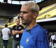 [VIDEO] Antoine Griezmann gets ready with France for friendly vs Germany